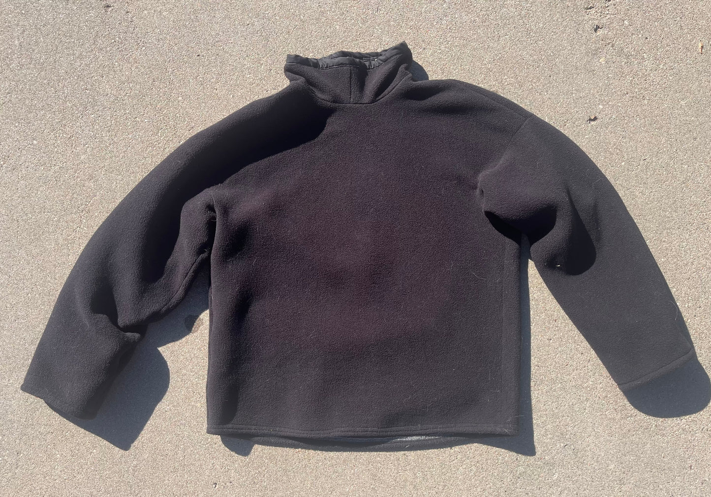 fleece sweatshirt